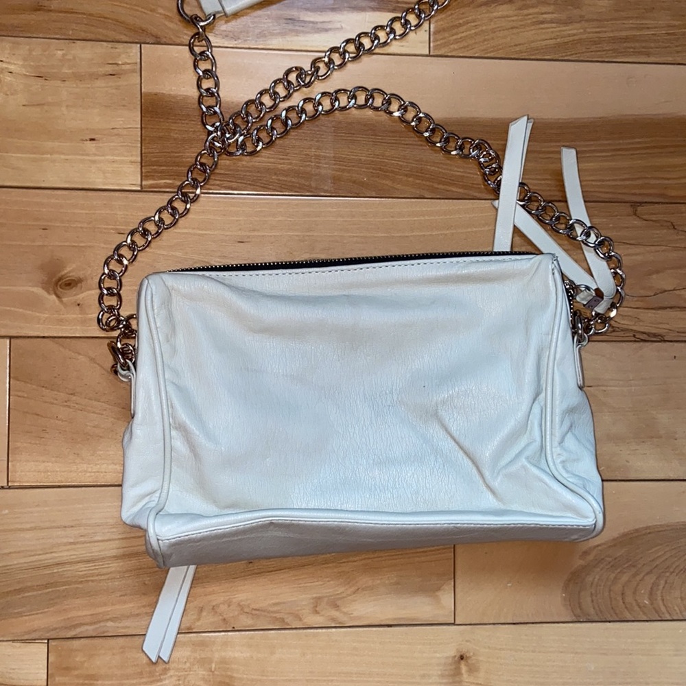 GUESS ⭐️authentic ⭐️ - Picture 7 of 17